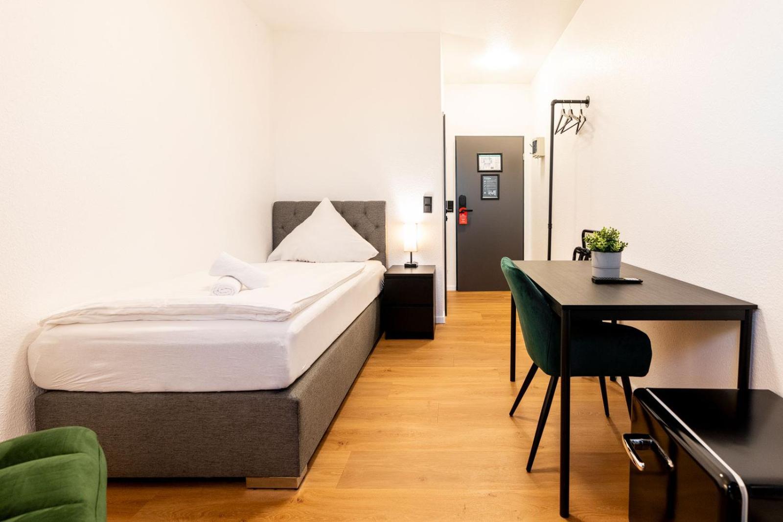 Dream Factory By Hotel Bergheim Бергхайм Екстериор снимка