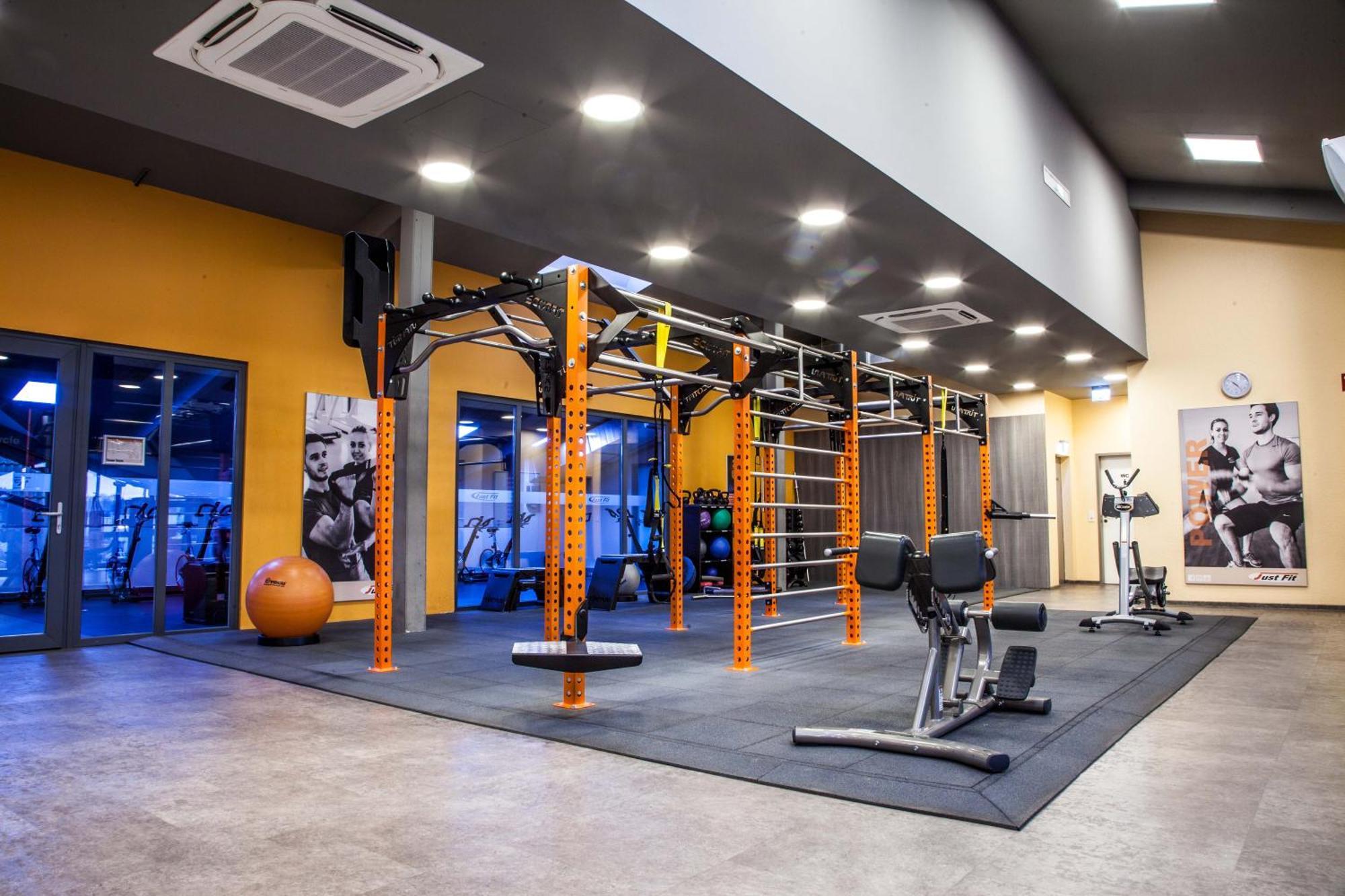 Dream Factory By Hotel Bergheim Бергхайм Екстериор снимка